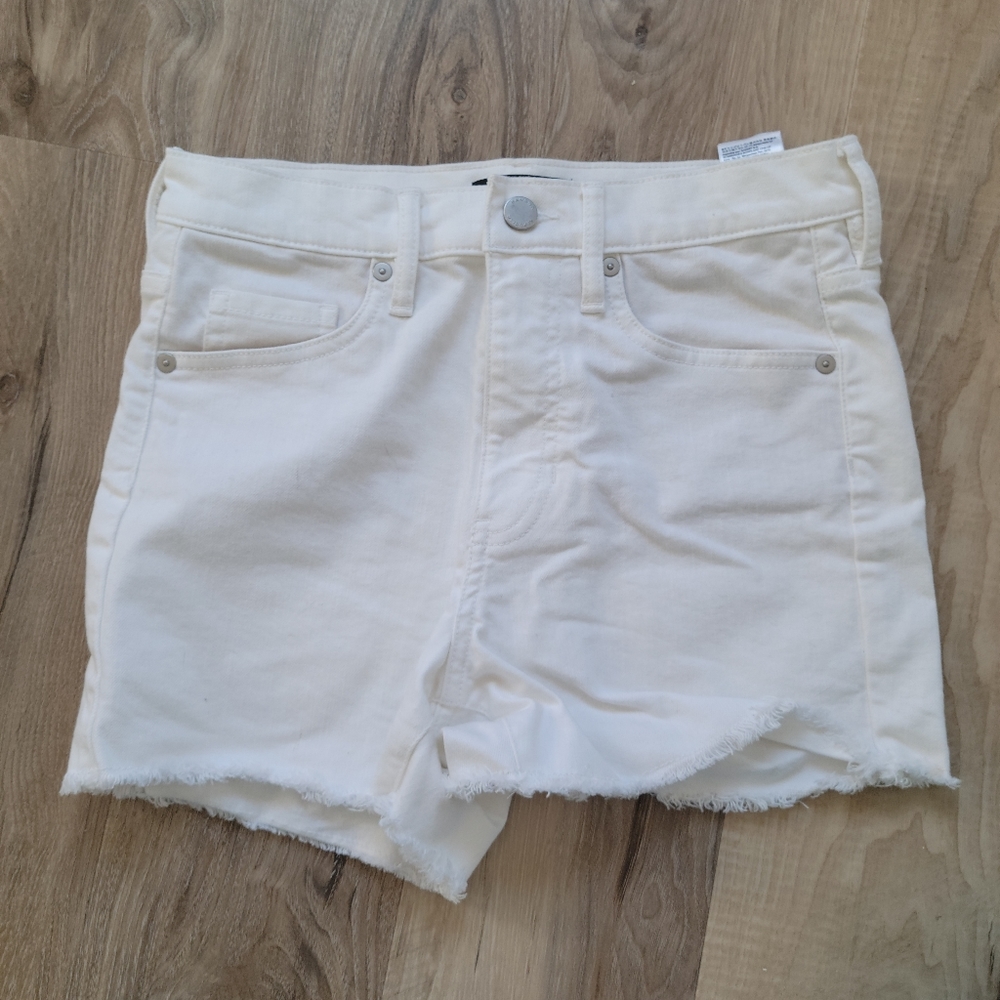 LAST CHANCE WILL BE PULLED Banana Republic frayed edge high waisted shorts